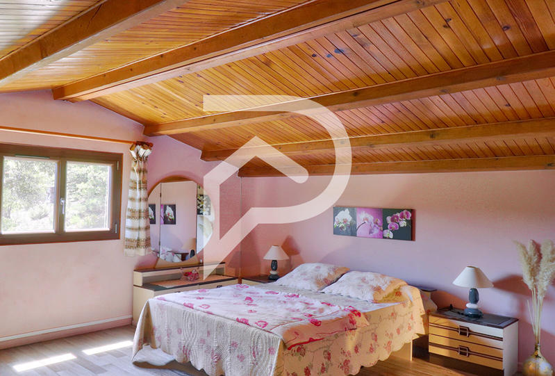 Villa - 140 m² - 6 pièces