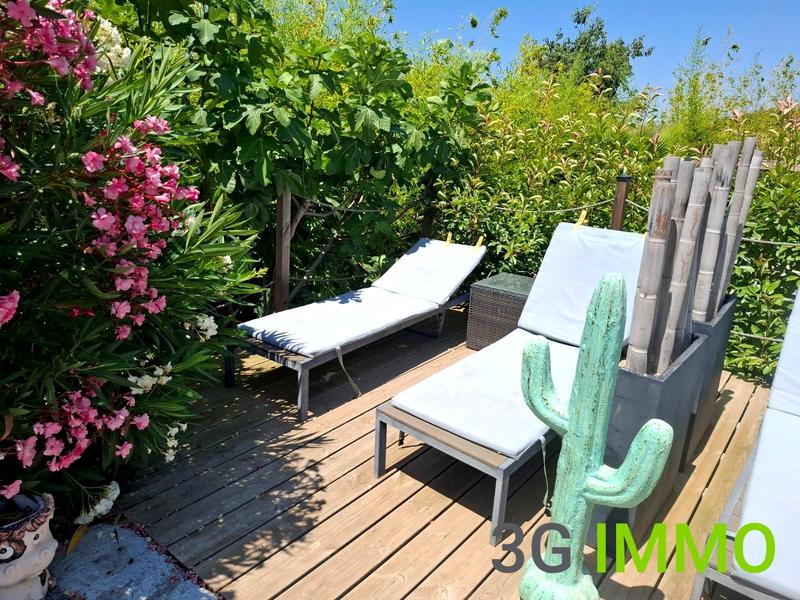 Villa - 266 m² - 9 pièces