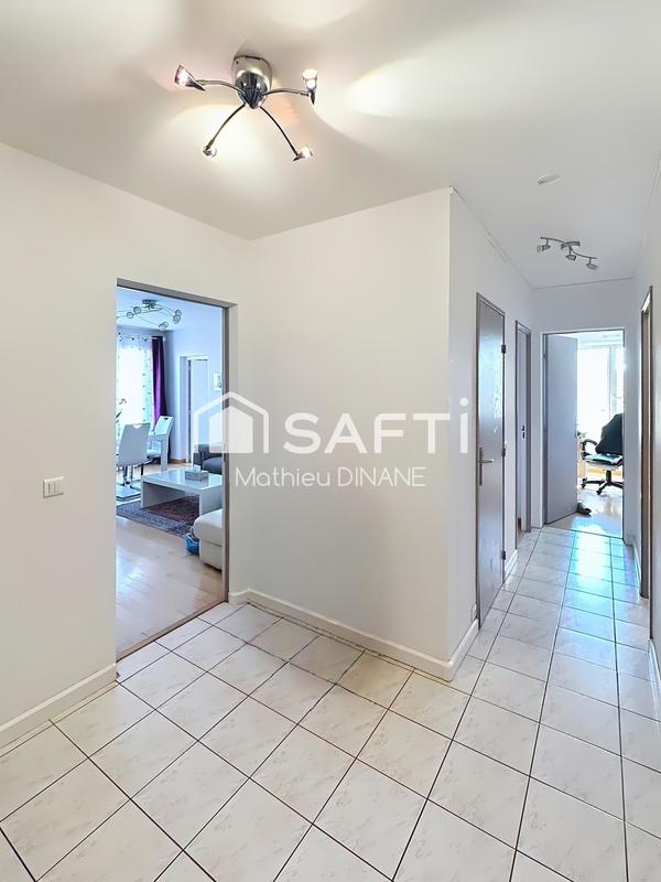 Appartement - 98 m² - 5 pièces