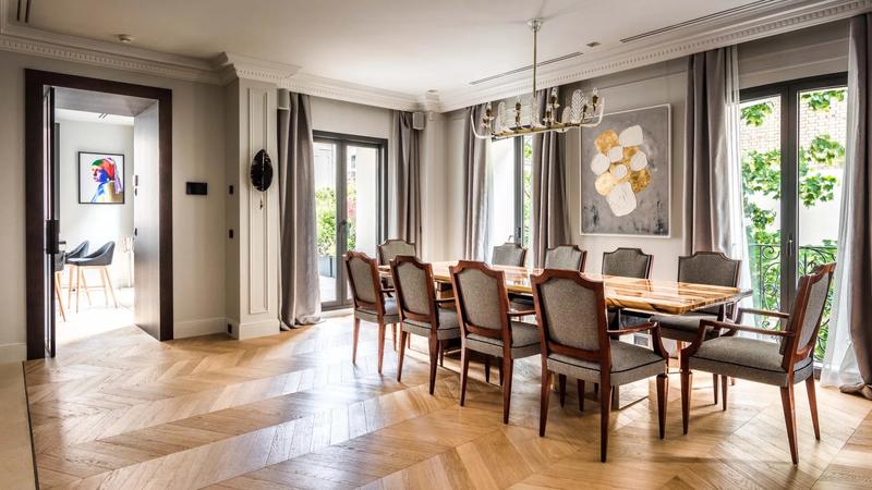 Hôtel particulier - 350 m² - 8 pièces