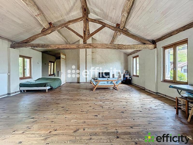 Maison - 390 m² - 12 pièces