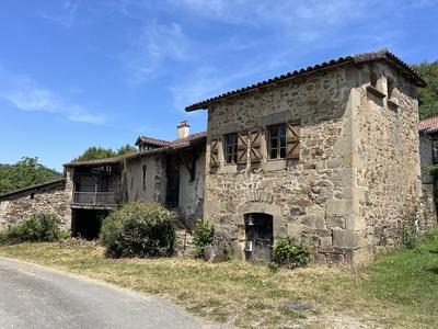 Maison ancienne - 120 m² - 5 pièces
