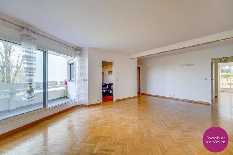 Appartement - 93 m² - 4 pièces