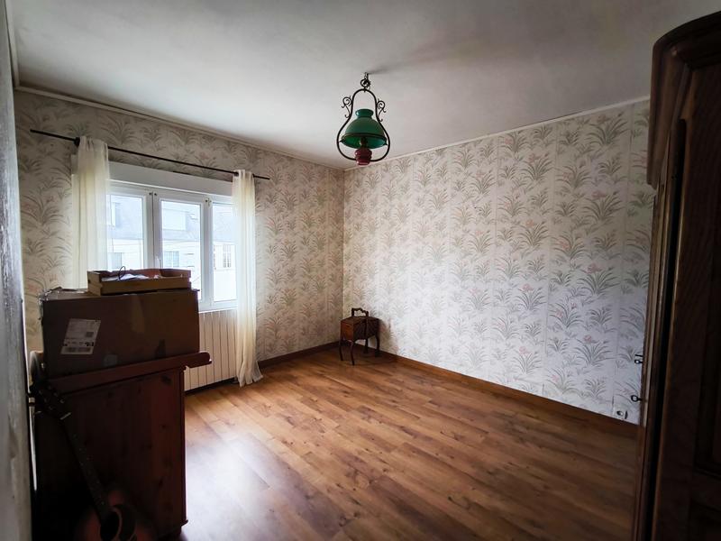 Maison - 164 m² - 9 pièces