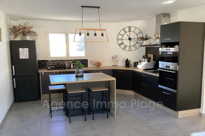 Maison - 94 m² - 4 pièces