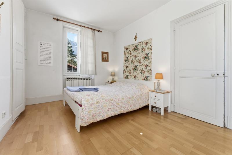 Maison - 292 m² - 8 pièces