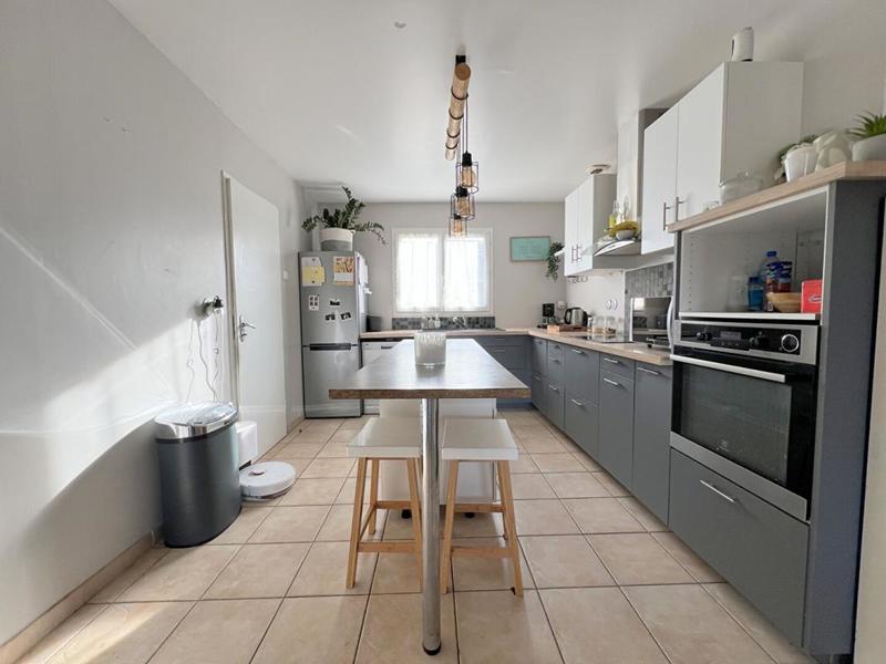 Maison - 92 m² - 4 pièces