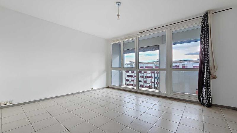 Appartement - 64 m² - 4 pièces