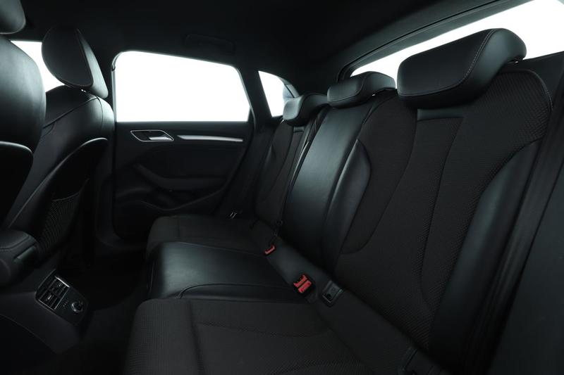 Audi A3 sportback 35 Tfsi Cod s line s tronic 7 150 ch