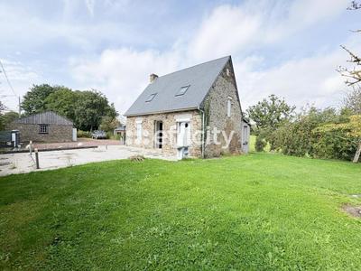 Maison en pierre - 65 m² - 3 pièces
