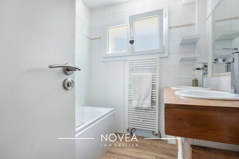 Maison traditionnelle - 120 m² - 5 pièces