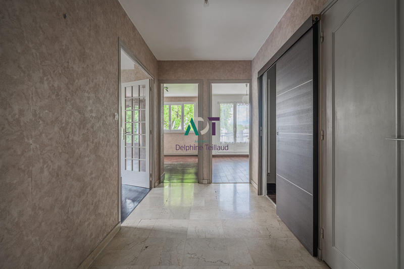 Appartement - 79 m² - 4 pièces