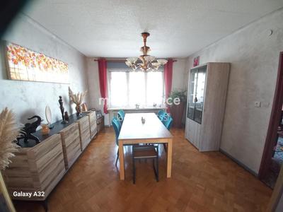 Maison - 163 m² - 8 pièces