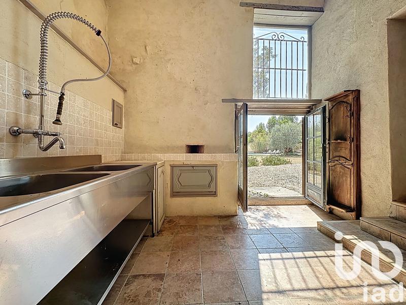 Maison - 410 m² - 11 pièces