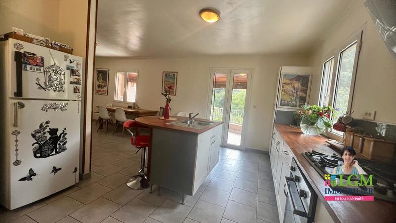 Maison - 139 m² - 5 pièces