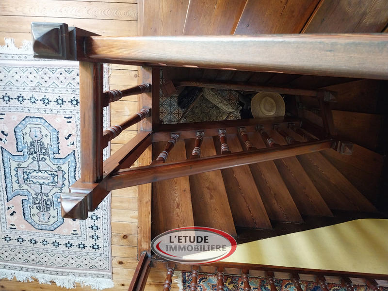 Maison - 151 m² - 7 pièces