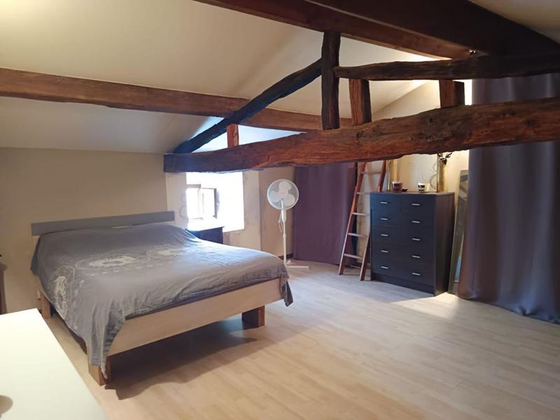 Maison - 320 m² - 11 pièces