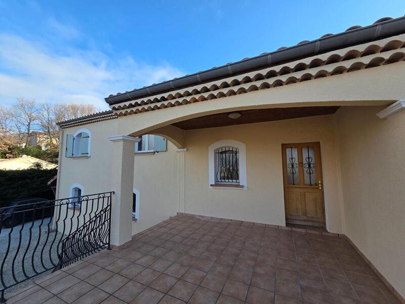 Maison - 135 m² - 5 pièces