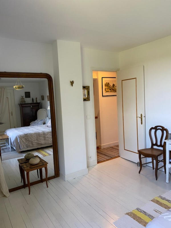 Maison - 260 m² - 9 pièces