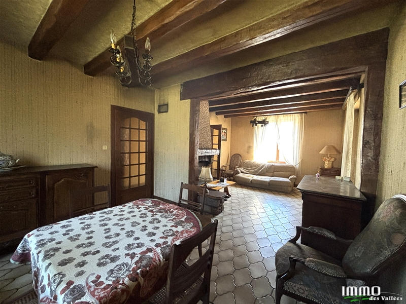 Maison - 122 m² - 7 pièces