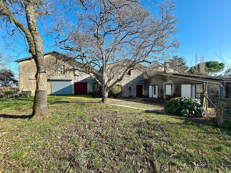 Maison - 120 m² - 4 pièces