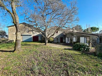 Maison - 120 m² - 4 pièces