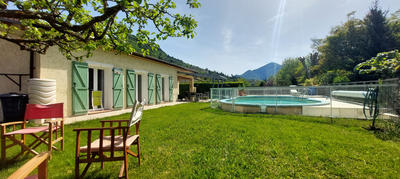 Maison - 105 m² - 4 pièces