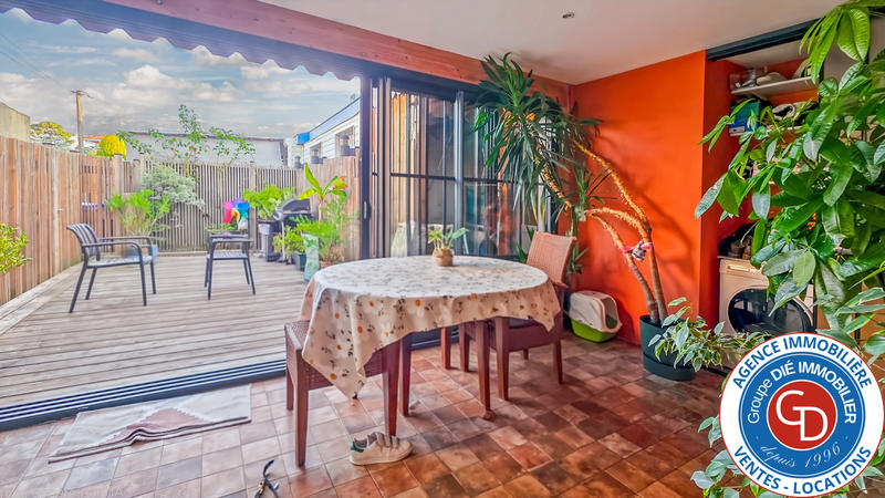 Maison - 93 m² - 5 pièces