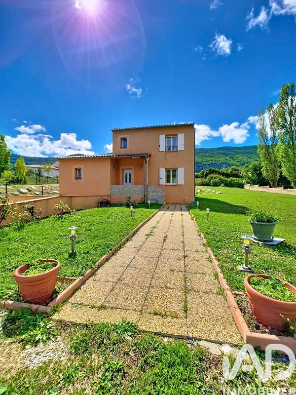 Maison - 118 m² - 5 pièces