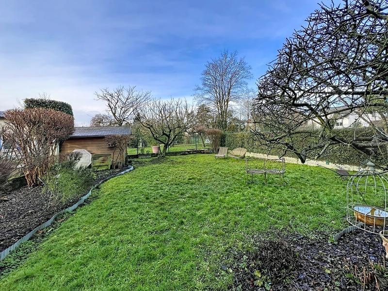 Villa - 207 m² - 9 pièces