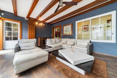 Propriété - 248 m² - 8 pièces