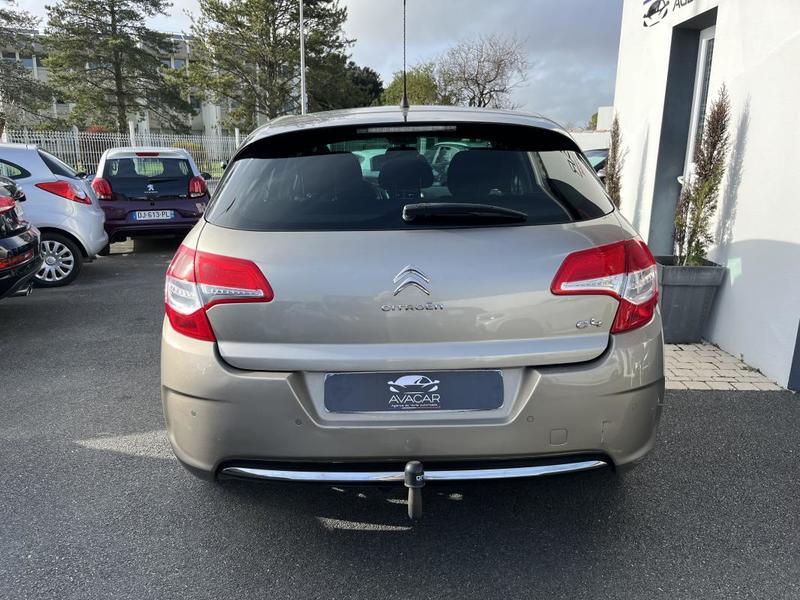 Citroën C4 1.6 HDi 92 Ch Finition Confort, Attelage *Distribution effectué pour la vente