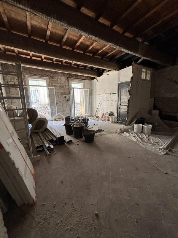 Appartement - 75 m² - 1 pièce