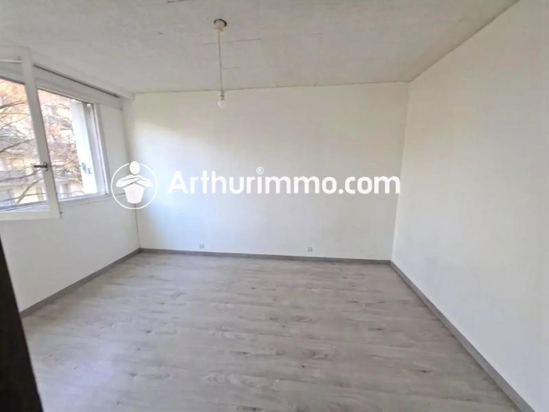 Appartement - 96 m² - 5 pièces