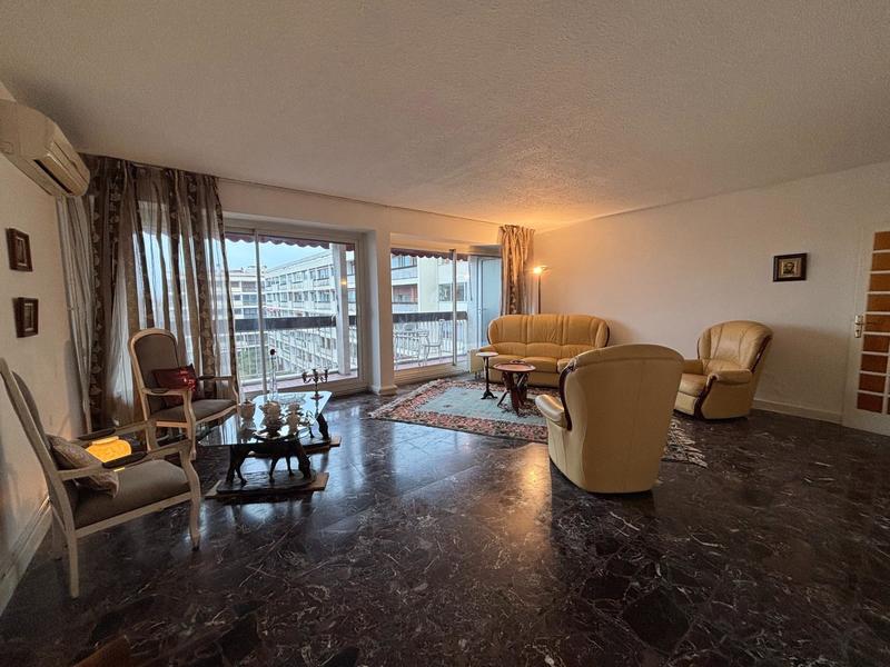 Appartement - 103 m² - 4 pièces