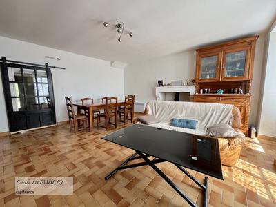 Maison - 145 m² - 5 pièces