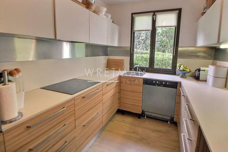 Appartement villa - 83 m² - 3 pièces