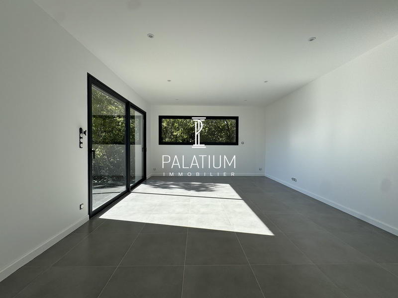 Maison contemporaine - 114 m² - 5 pièces