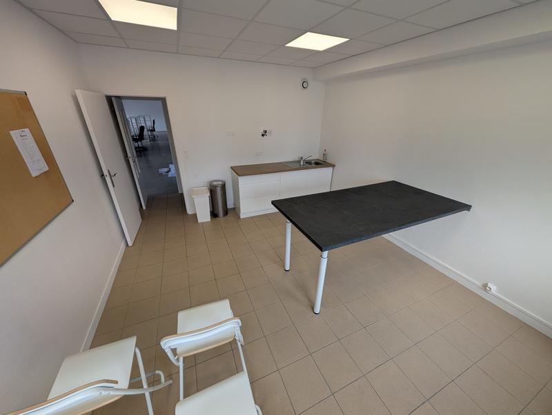Bureau - 180 m²
