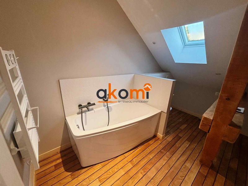 Appartement - 110 m² - 4 pièces