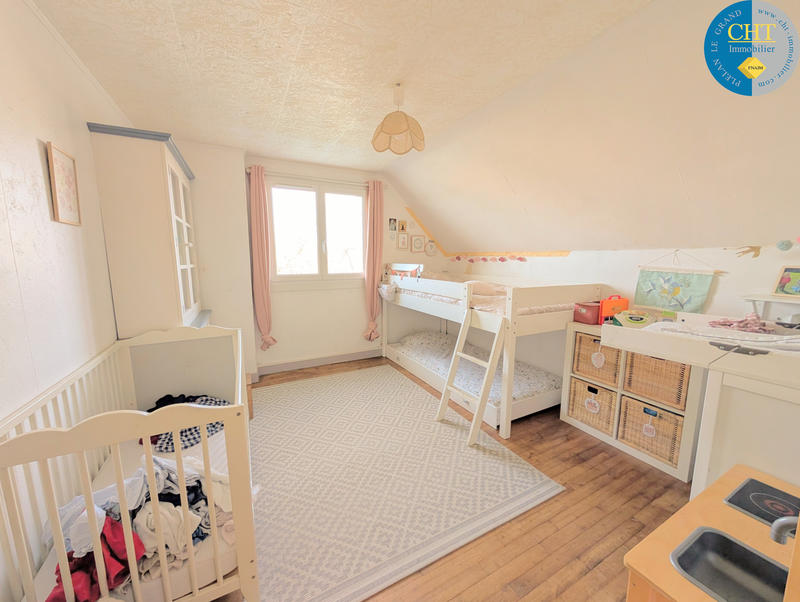 Maison - 143 m² - 7 pièces