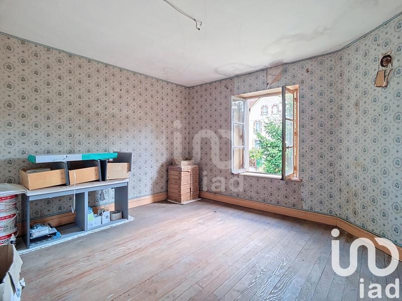 Maison - 370 m² - 18 pièces