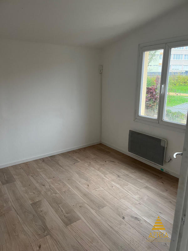 Maison - 96 m² - 3 pièces