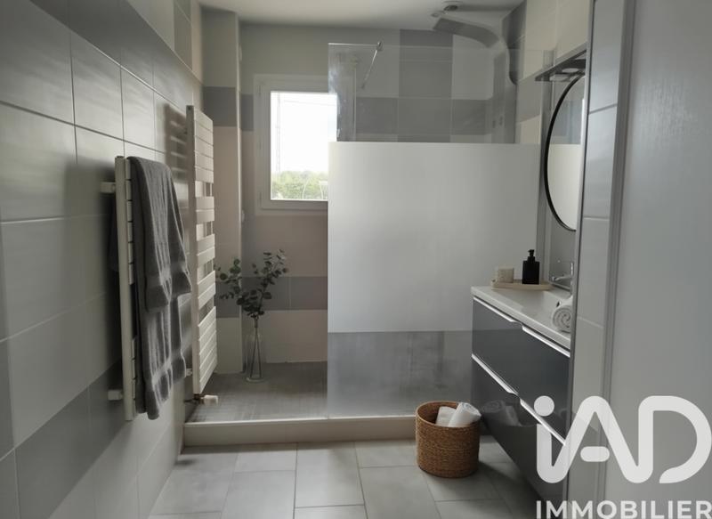 Maison - 155 m² - 8 pièces