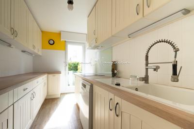 Appartement - 104 m² - 6 pièces