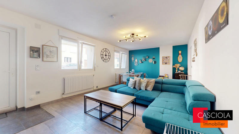 Maison - 85 m² - 4 pièces