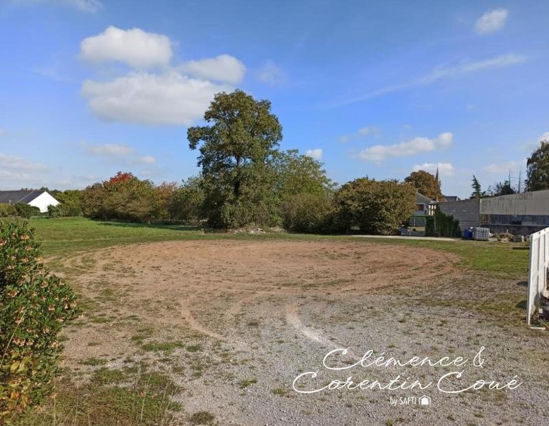 Terrain industriel - 1 542 m²