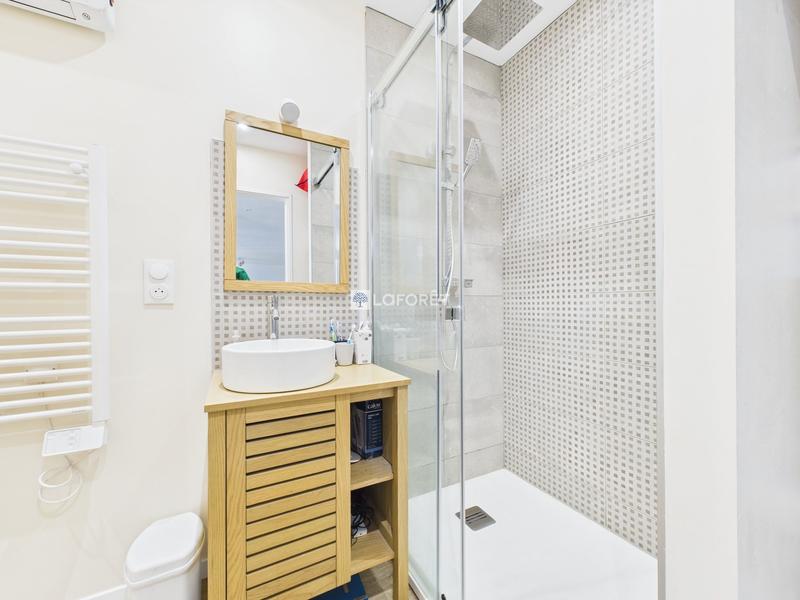 Appartement - 85 m² - 3 pièces