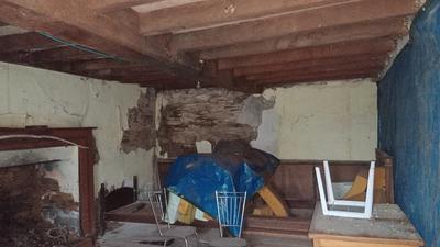 Maison ancienne - 170 m² - 2 pièces