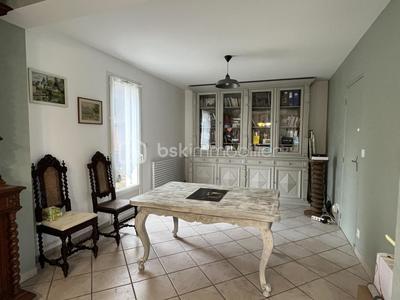 Maison de ville - 170 m² - 6 pièces